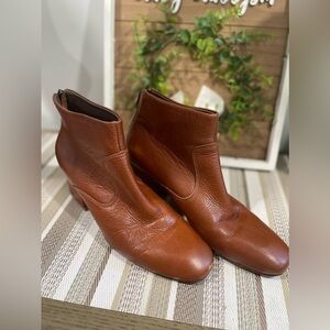 Rachel Comey Women's Tan and Brown Boots